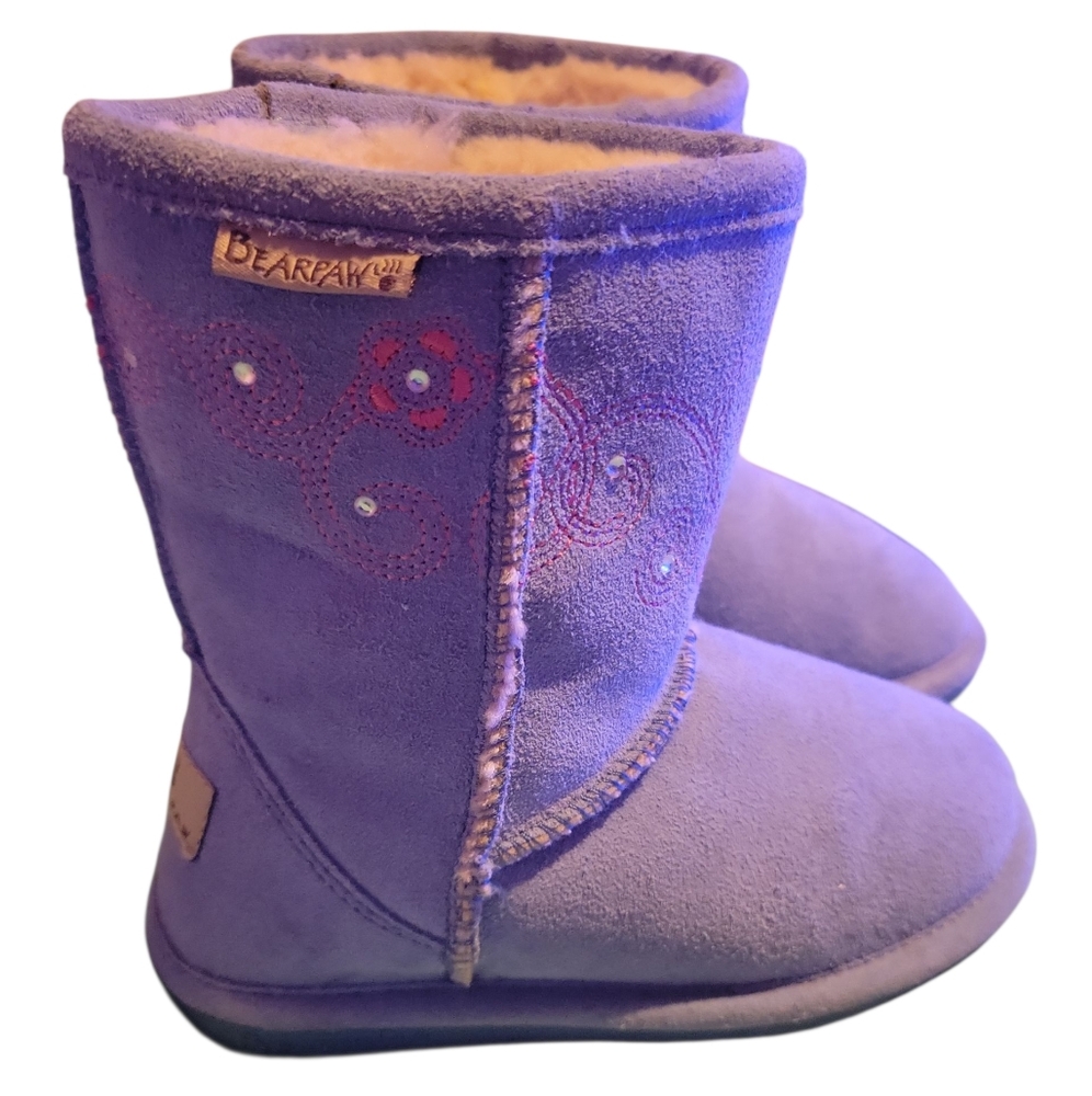Girls Bear Paw Boots blue/purple color Size 1 Preowned